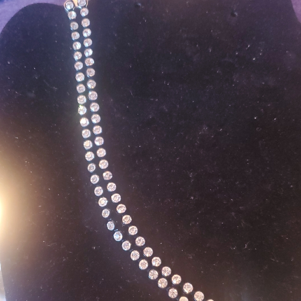 Elegant Vintage Choker And Matching Braclet With Rhinestones
